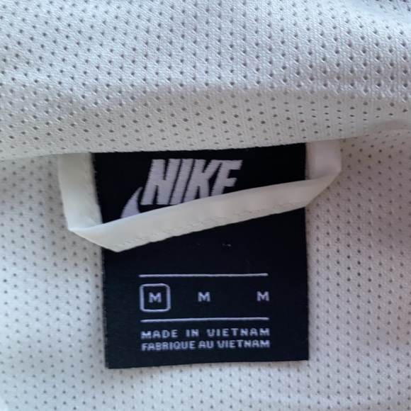 only worn 3 times - Picture 2 of 2